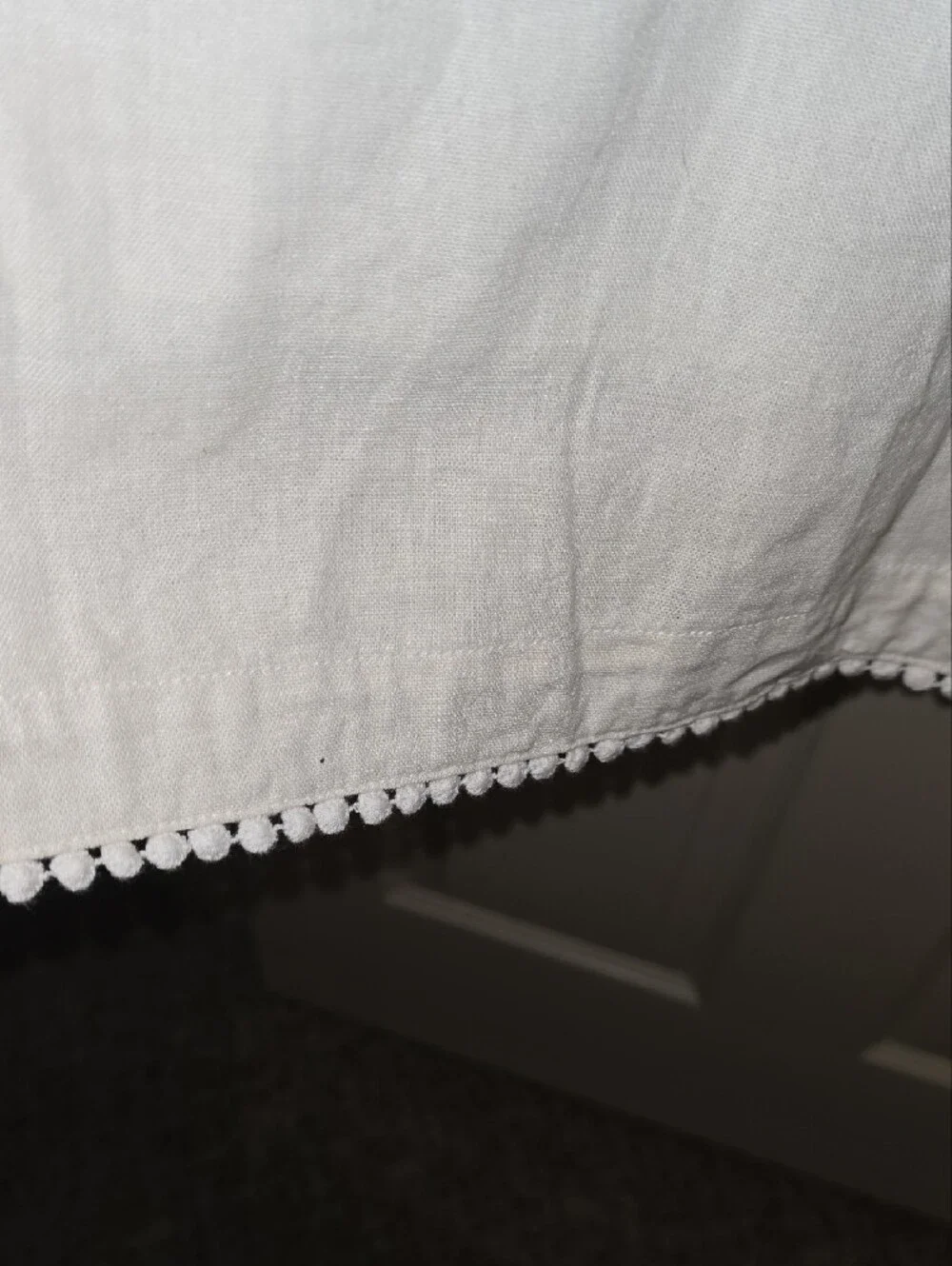 Old‎ Navy White Sleeveless Tank with Pom Edge